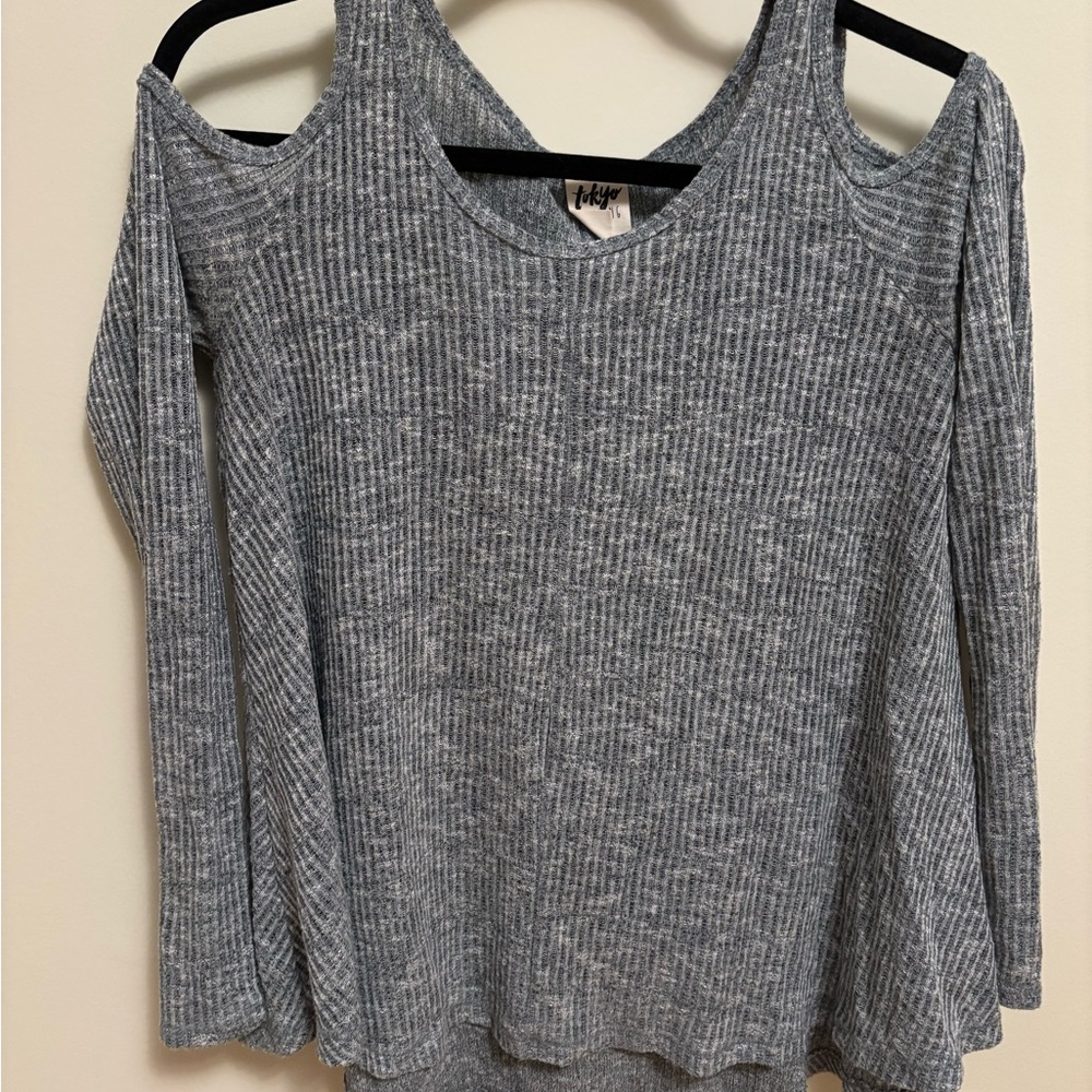 Gray Cold Shoulder Ribbed Top - Picture 1 of 1